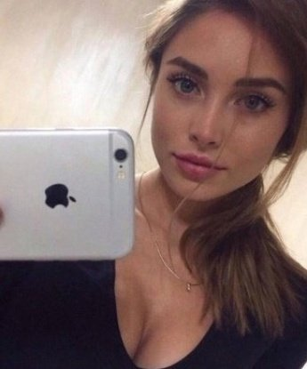 В моих объятиях ты ощутишь горячую страсть и нежное ласковое прикосновение. Я опытная индивидуалка, способная удовлетворить даже самого взыскательного мужчину. Мои услуги включают классический и эротический массаж, пикантные ролевые игры и многое другое. Оставившие обо мне отзывы говорят о моей незабываемой красоте и безупречном сервисе. Разреши мне покорить твою фантазию и провести вместе незабываемый вечер. Фото и подробности доступны по запросу. Жду тебя в Москве! 💋🌹🔥 Сонечка